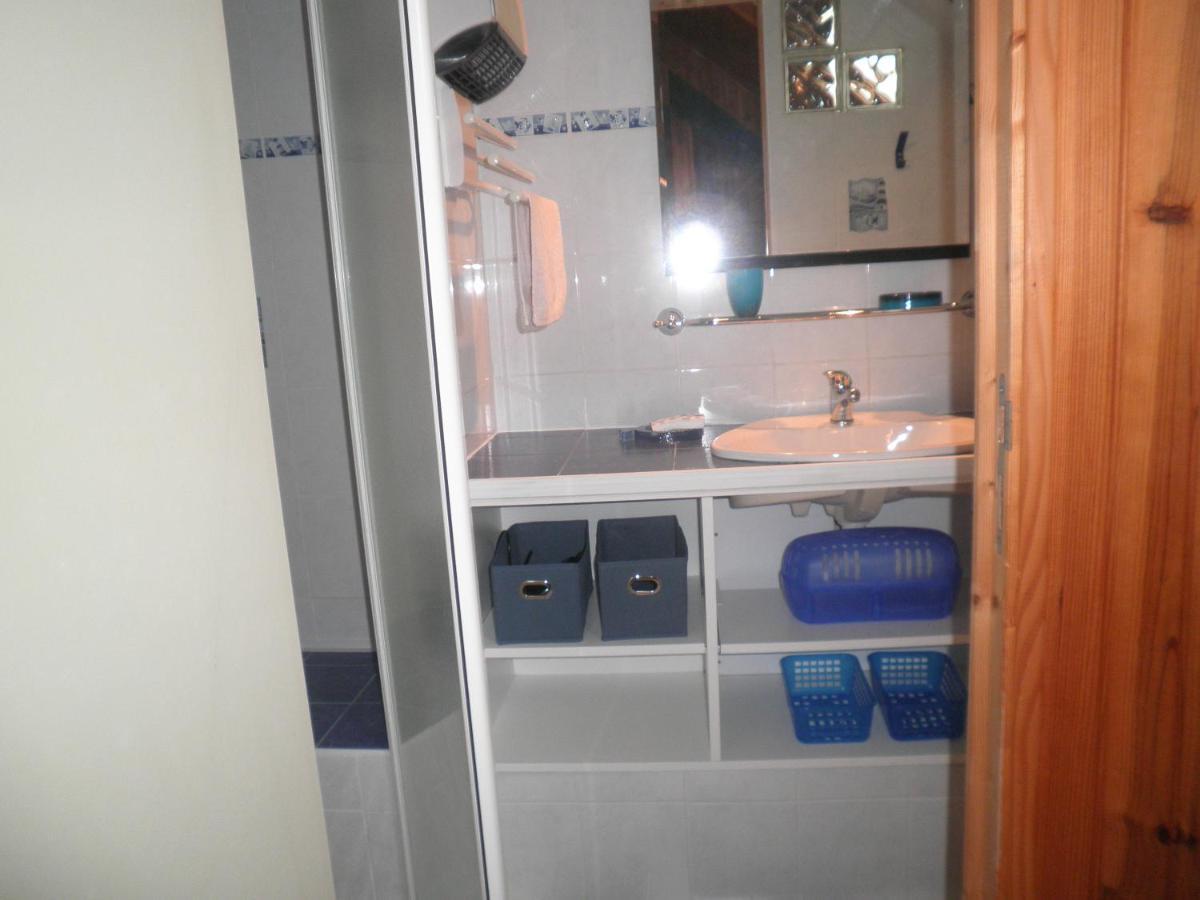 Appartement F1 Mansarde A 100M De La Plage, Proche De Arromanches Et Des Plages Du Debarquement Saint-Côme-de-Fresné المظهر الخارجي الصورة