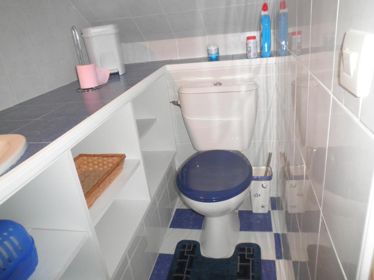 Appartement F1 Mansarde A 100M De La Plage, Proche De Arromanches Et Des Plages Du Debarquement Saint-Côme-de-Fresné المظهر الخارجي الصورة